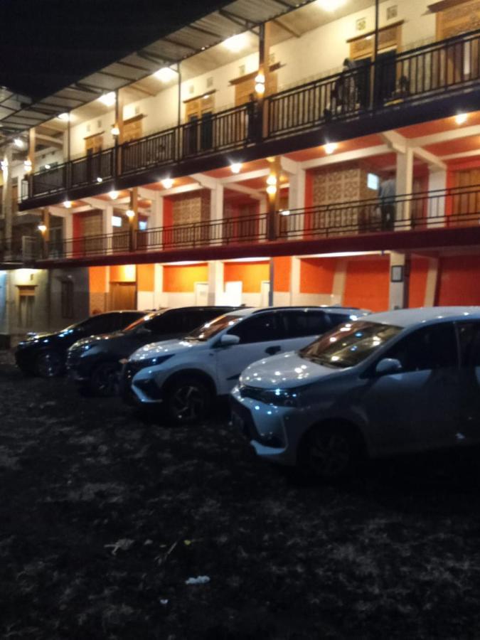 Hotel Nur Cahaya - Syariah Проболинго Экстерьер фото